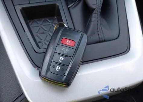 2023 Toyota Rav4 Xle Premium z USA, uszkodzony, nr VIN 2T3C1RFVXPW297723